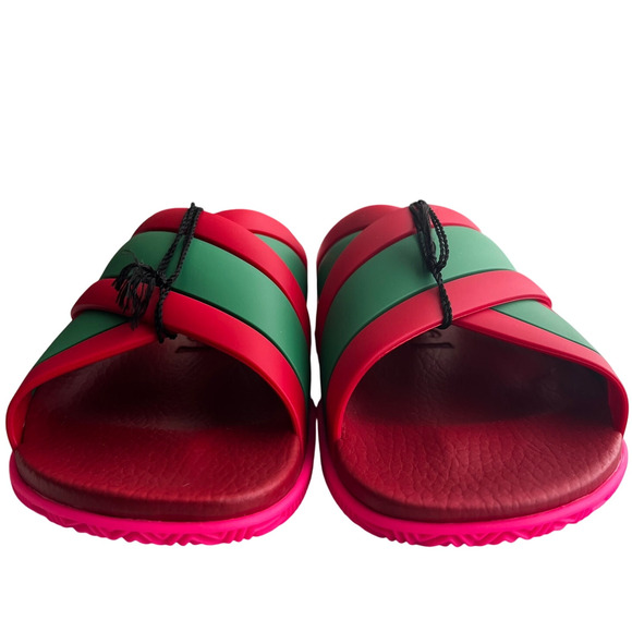 Gucci Red Green Striped Web Accent Rubber Sandals, IT37/US7 - Picture 5 of 16